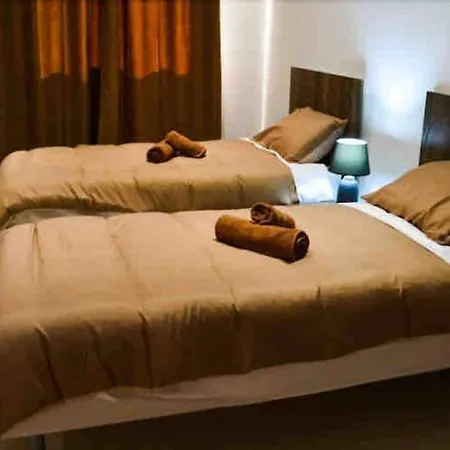 Apartamento Spacious 3 Bedroom Apartment, Close To Sliema, Valletta & Sea, Sleeps 12! Msida