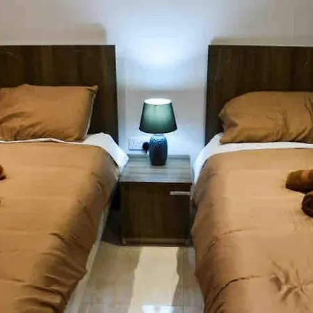 Classic Flat 13, Close To Valletta, Sliema & Sea Apartment *