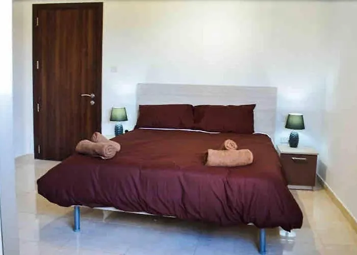 Classic Flat 13, Close To Valletta, Sliema & Sea *