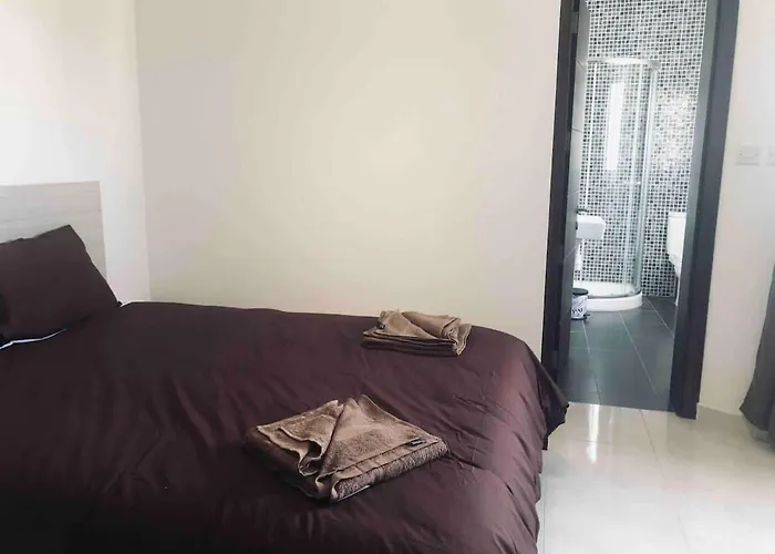 Classic Flat 13, Close To Valletta, Sliema & Sea