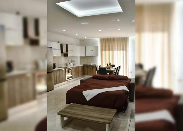 Classic Flat 13, Close To Valletta, Sliema & Sea * Msida