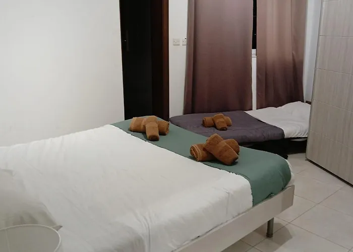 Classic Flat 13, Close To Valletta, Sliema & Sea * Msida